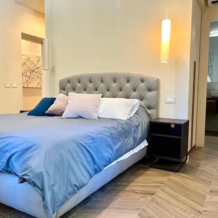 Ghirlanda House Apartman *