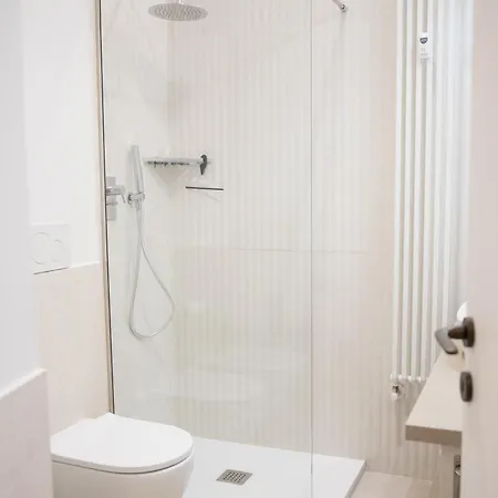 Ghirlanda House شقة روما